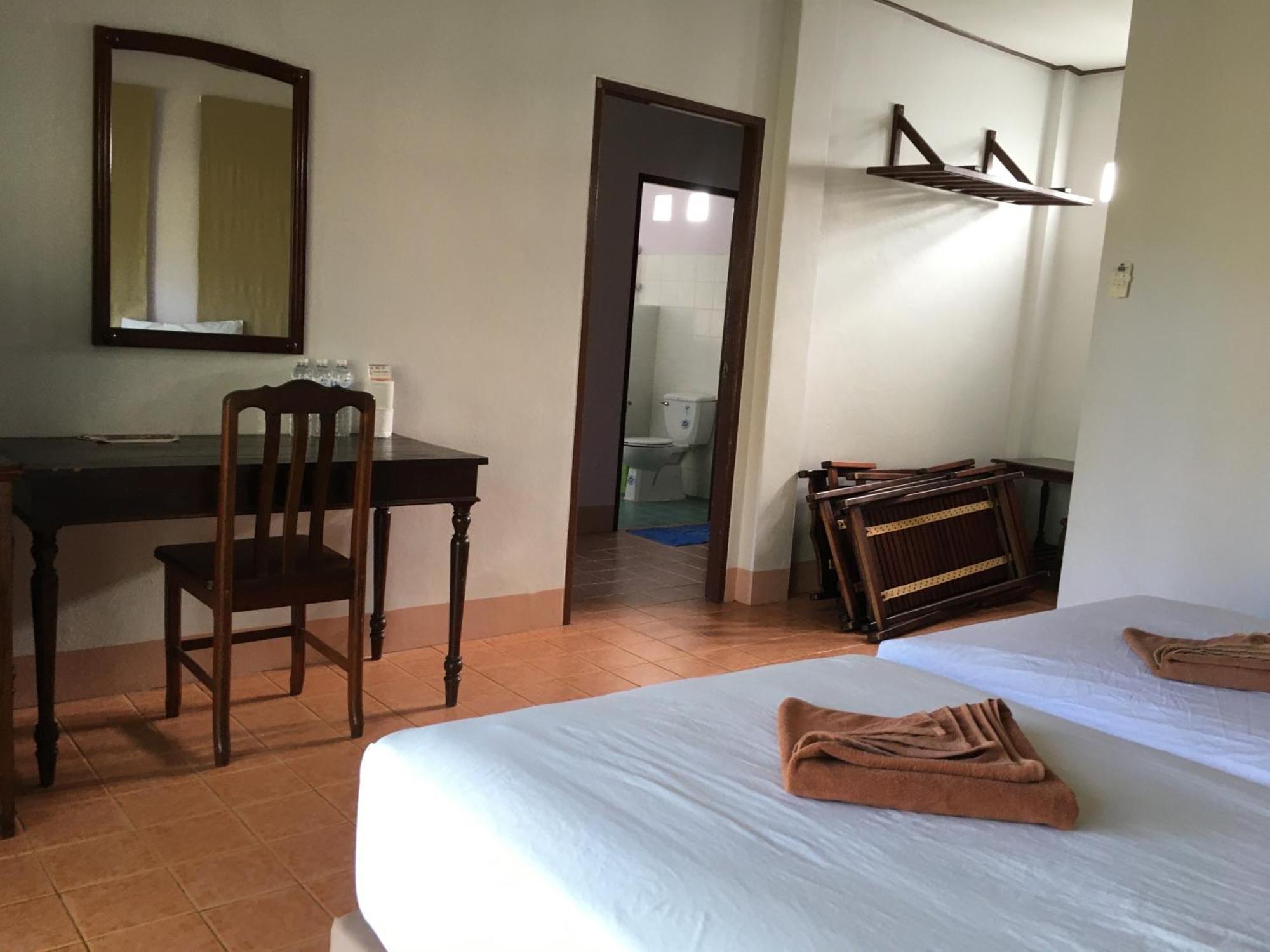 Gooddays Lanta Beach Resort Sha Koh Lanta Exterior photo