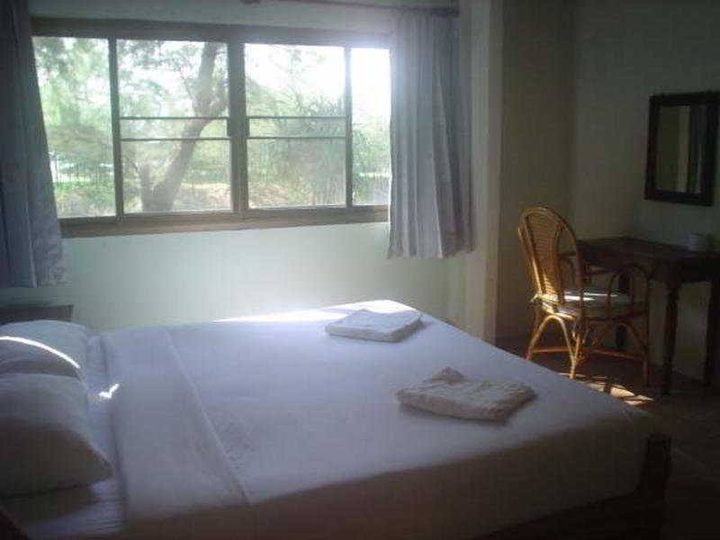 Gooddays Lanta Beach Resort Sha Koh Lanta Exterior photo